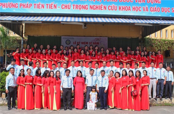 TẬP ẢNH KỶ NIỆM NGÀY NHÀ GIÁO VIỆT NAM  NH: 2019-2020